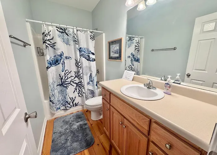 Welcome To 3br/2ba Charming Coastal Holiday home Gulf Shores