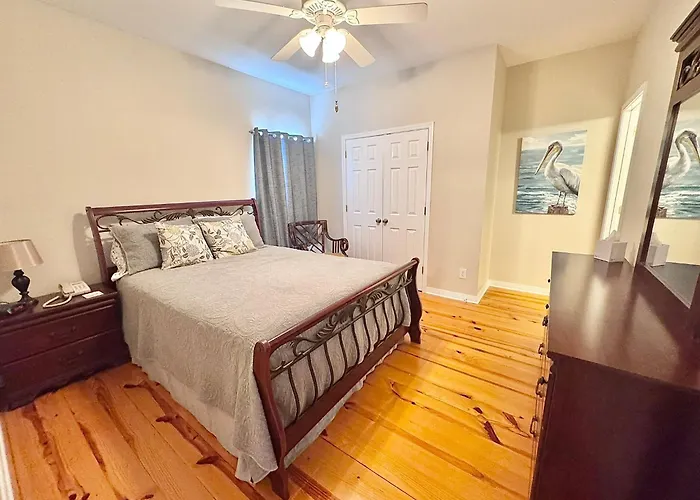 Welcome To 3br/2ba Charming Coastal Gulf Shores
