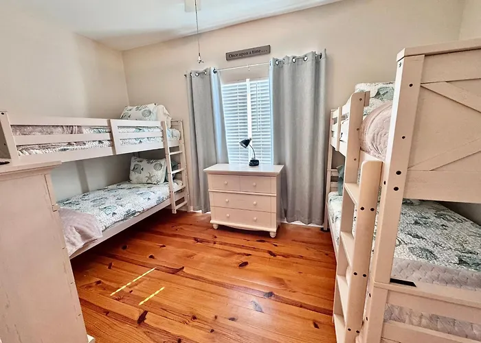 Welcome To 3br/2ba Charming Coastal Gulf Shores