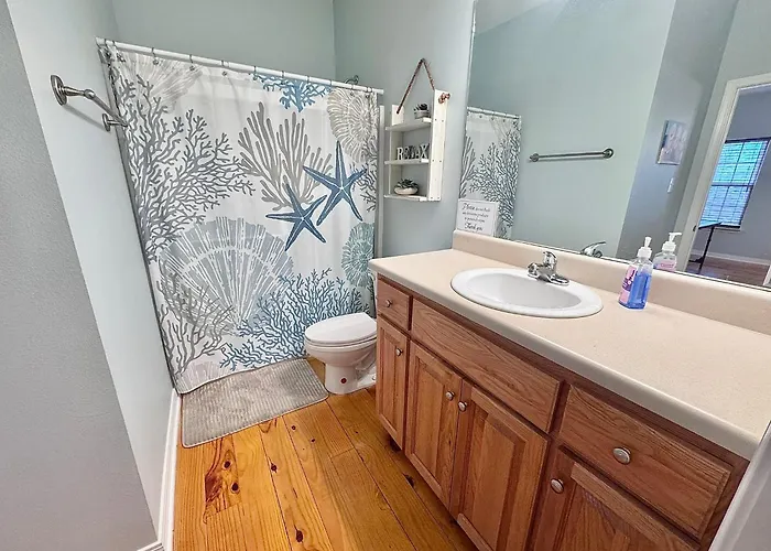 Welcome To 3br/2ba Charming Coastal