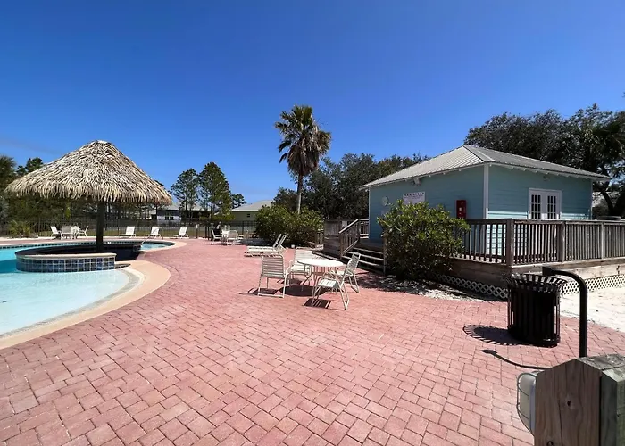 Welcome To 3br/2ba Charming Coastal