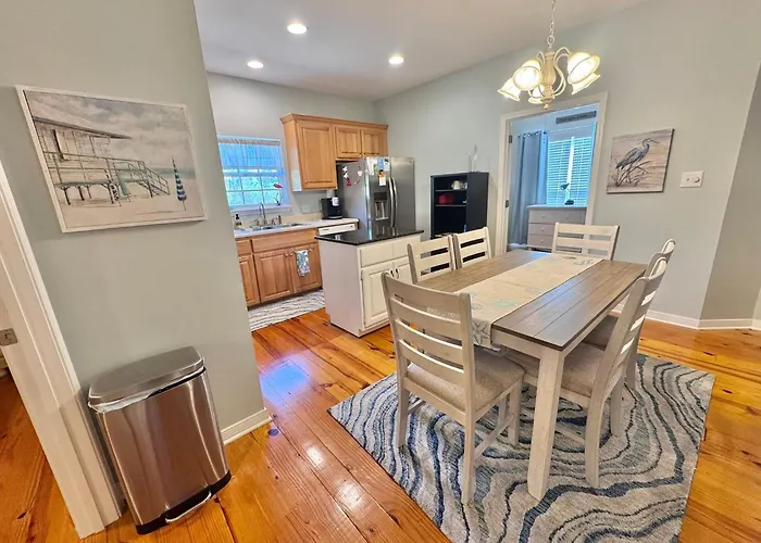 Welcome To 3br/2ba Charming Coastal * Gulf Shores